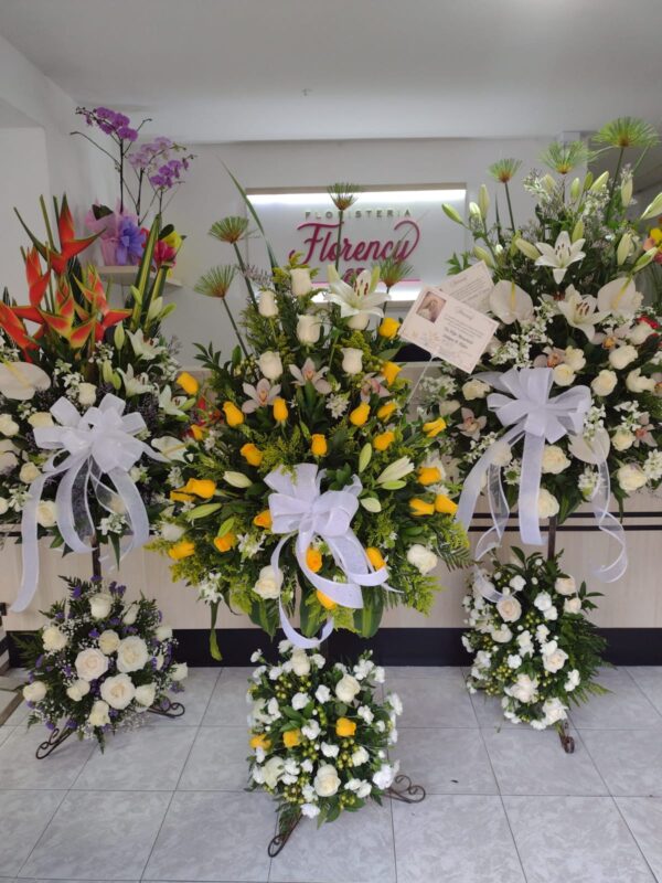 RAMO PARA CONDOLENCIAS FFF-099