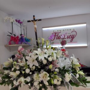 RAMO PARA CONDOLENCIAS FFF-098