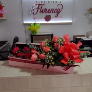 CAJA DE FLORES PARA REGALAR FFJ-066