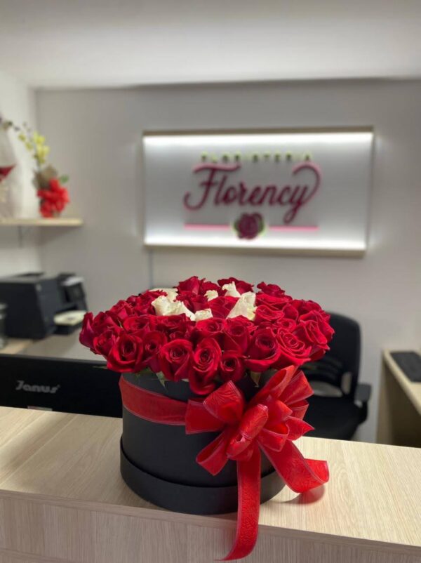 CAJA DE FLORES PARA REGALAR FFJ-040
