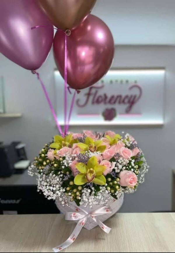 CAJA DE FLORES PARA REGALAR FFJ-044