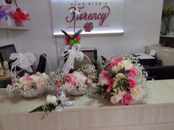 YUGO PARA NOVIAS FFN-046