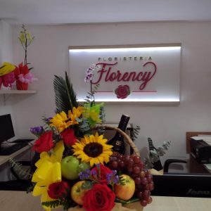 FLORES PARA CUMPLEAÑOS CANASTO PICNIC FFC-100